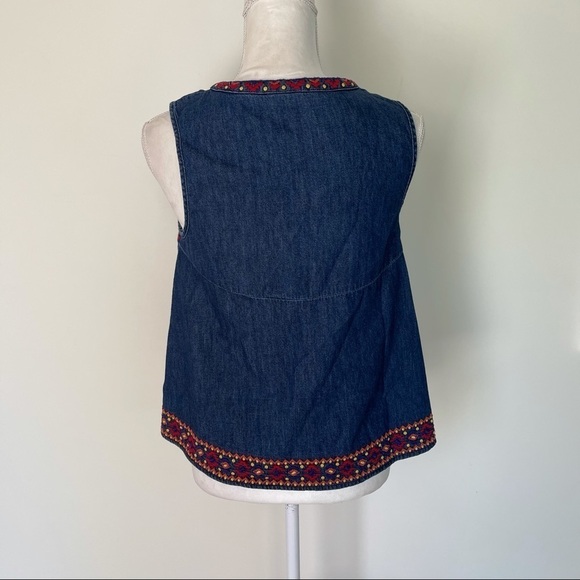 Gap Crop Top Size XS Womens Embroidered Denim Sleeveless Cotton V Neck Blue Red - Picture 4 of 11